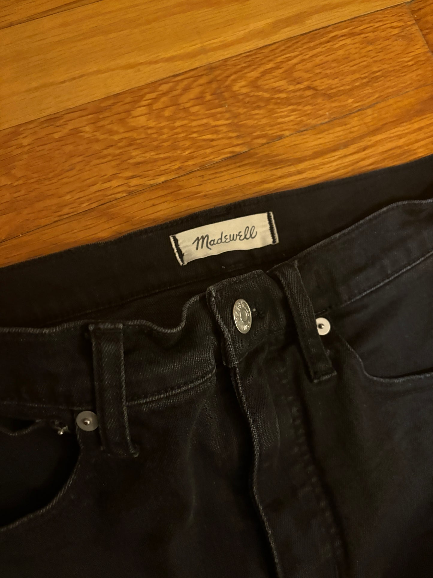 LANDFILL SAVE - Black Classic Straight Madewell Jeans